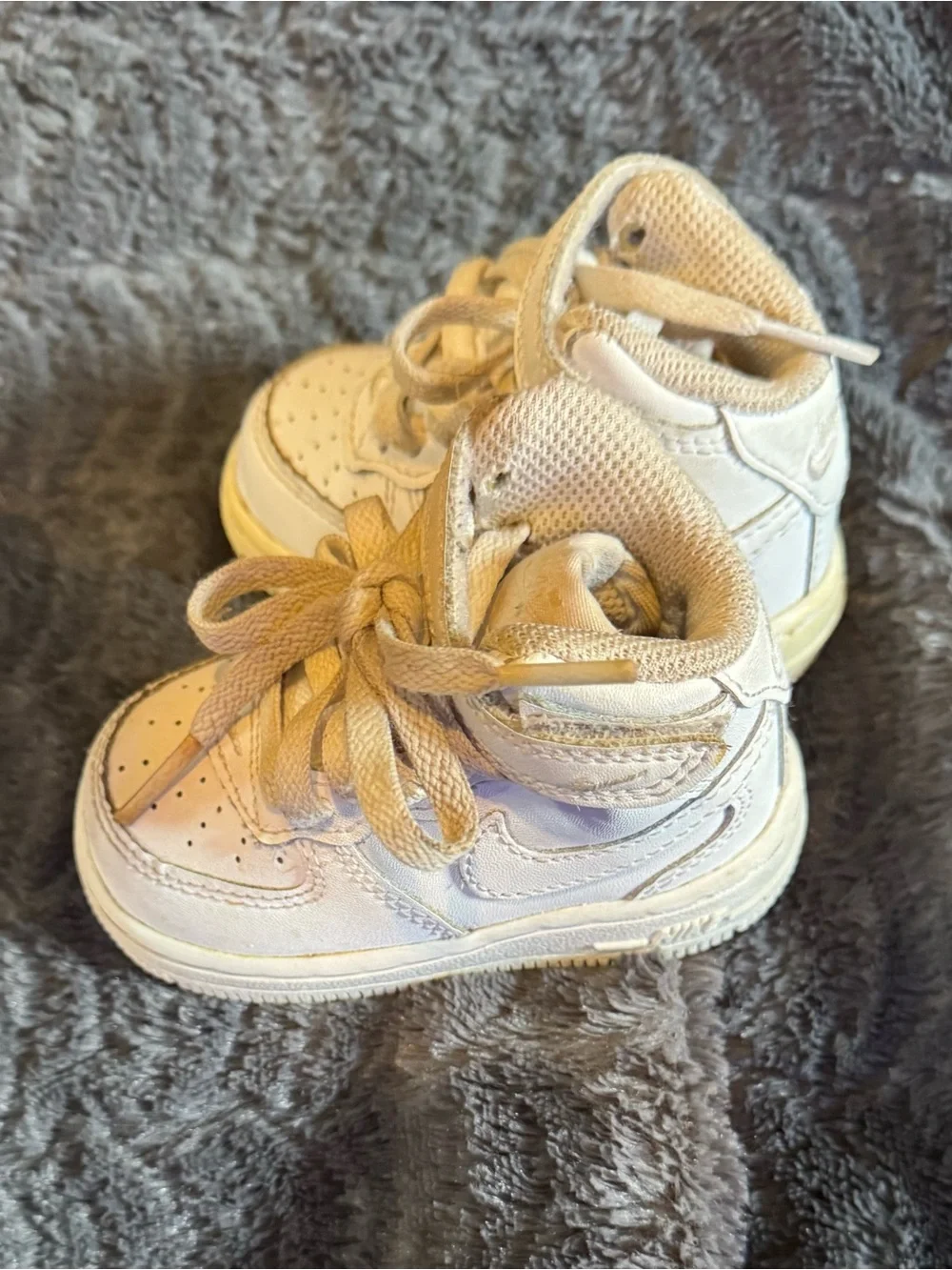 Nike Air Force 1 Mid White Toddler Sneakers – Size 4C